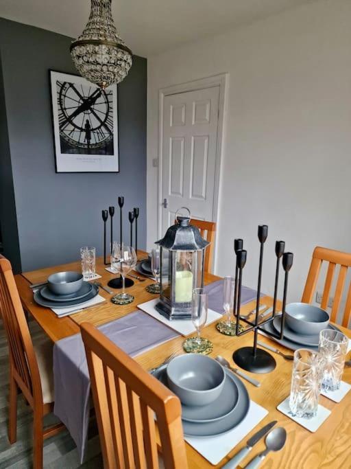 A Warm Welcome From Wales 1 Mile From The Icc Holiday home *